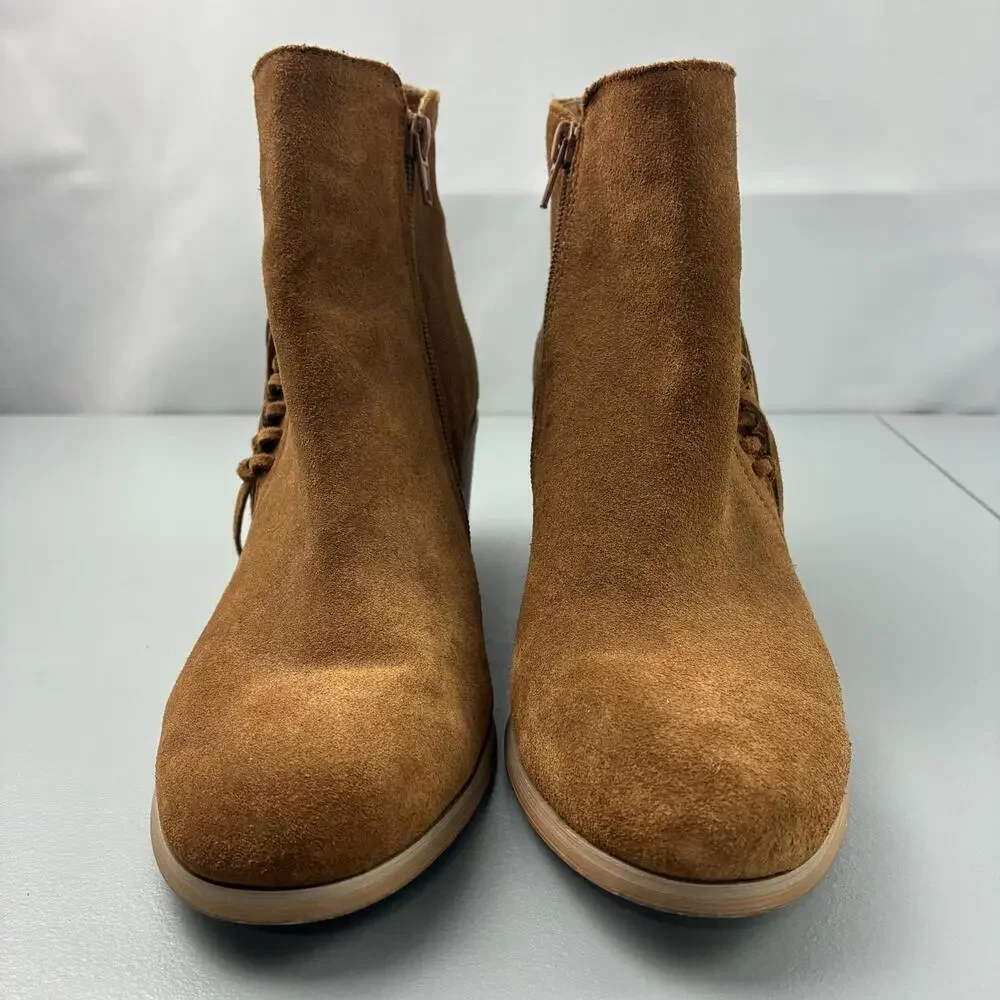 Kenneth Cole Reaction Rowdy Brown Suede Ankle Boots with Fringe Detail Sz 7.5
